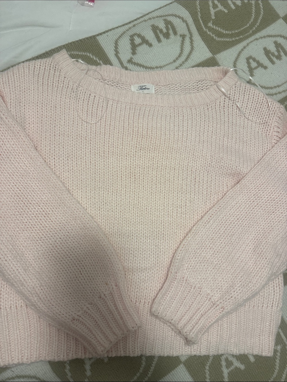 Women's Crewneck Knit Sweater - Light Pink